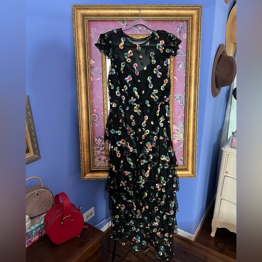 Monique Lhuillier Formal Dress